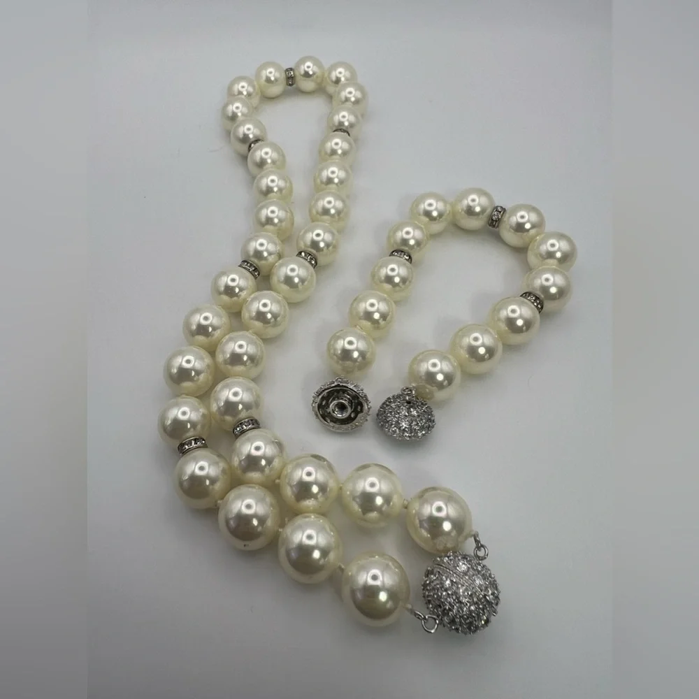 lucas lameth custom best clasp